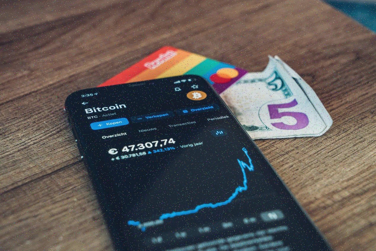 Staking integrado